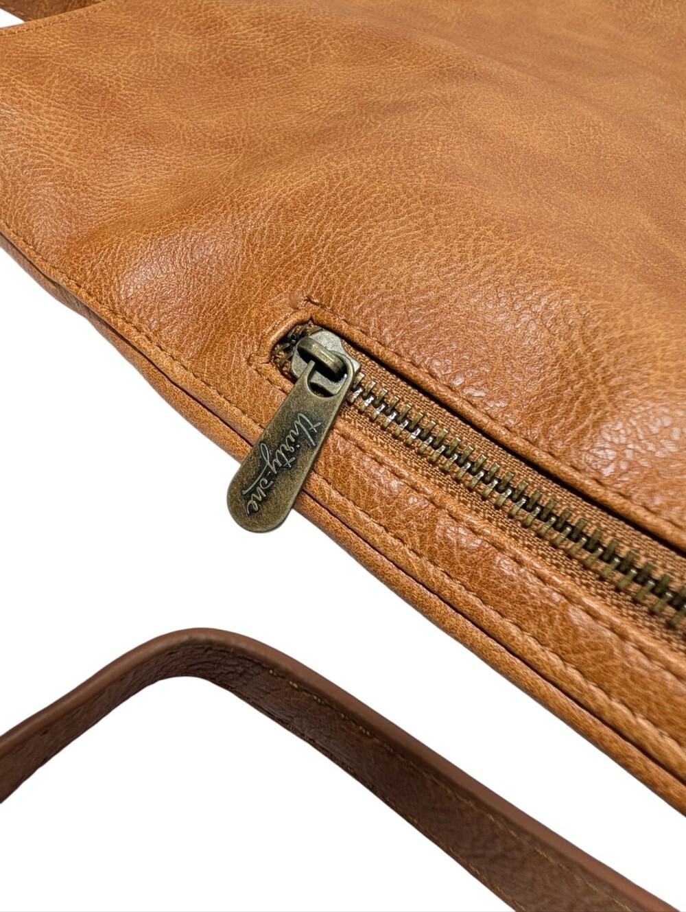 Thirty-One Women's Brown Backpack Tote Cognac Tan Vegan Faux Leather  Bag - Picture 6 of 9